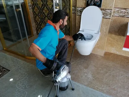 خدمات تخصصی لوله بازکنی؛ راهکاری سریع برای رفع گرفتگی لوله در شرق تهران